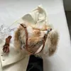 Novas Bolsas de Pelúcia Outono e Inverno 2024, Bolsas de Pelo, Bolsas Simples e Fashion com Corrente para Ombro e Axila, Bolsas de Pelúcia Atacado