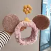 Diadema para lavar la cara para mujer Rojo de internet linda súper linda Mickey para mujer caricatura pequeña Flor Belleza maquillaje diadema divertida diadema con orejas