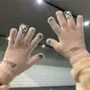 Lindo Peluche de Panda Rojo Guantes Engrosados para Mujer, Estilo Ins, Cálidos, Estudiante, Ciclismo, Cortavientos, A Prueba de Frío, Pantalla Táctil, Invierno, Hombres