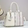 Bolsas de Retazos, Bolsos de Mujer de Venta Caliente Transfronteriza, Bolsos Grandes Estampados Nuevos y Modernos para Mujeres de Mediana Edad, Bolso de Mano para Mamá, Bolso de Hombro, Bolso Cruzado