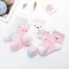 Calcetines para niños primavera y otoño calcetines para niños calcetines de conejo para bebé lindos cómodos transpirables calcetines de algodón de dibujos animados calcetines para bebé al por mayor