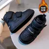 Zapatos Grandes de Algodón para Niños Otoño Plus Terciopelo Engrosados Cálidos Botines Cortos Niños Niñas Zapatos de Pan Velcro Botas de Nieve