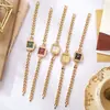 En Stock de Fábrica Nuevo Estilo Vintage Cuadrado Compacto Exquisito Lujo Ligero Nicho Estilo Ins Pulsera Elegante Reloj de Cuarzo