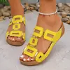 Comercio Exterior Europeo y Americano Tallas Grandes Color Sólido Mujer 2026 Nuevo Estilo Sandalias de Moda con Remaches de Una Correa y Punta Abierta Suela Gruesa para Mujer