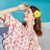 Grampo de Cabelo Flor de Freesia, Acessórios de Cabelo com Atmosfera Simulada, Estilo de Férias Sessão de Fotos na Beira-Mar, Presilha de Tiara, Estilo Boêmio