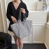 Bolsa Tote de Lona Xadrez de Grande Capacidade Popular Deste Ano Verão Moda Ins Estilo Literário Preguiçoso Bolsa de Ombro para Compras
