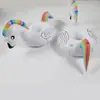 Nuevo color unicornio flotador inflable para bebidas portavasos flotante en agua artefacto para fotos fabricantes en stock suministro