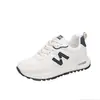 Sapatos Femininos de Fábrica Sapatos Brancos de Sola Grossa Temporada Feminina Novo Respirável Casual Sapatos Pai de Sola Grossa Sapatos Casuais Femininos da Moda