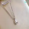 Collar con Colgante de Plata de Ley Más Vendido en Europa y América Forma de Gota de Agua Pera Moissanita 0.05kg Quilate Cruzado para Mujeres Venta al por Mayor en Vivo