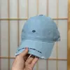 Gorra de Béisbol Ripped de Moda Estilo Coreano Bordada con Letras para Mujer Unisex Versátil Adelgazante para la Cara Gorra Plana Casual de Primavera Otoño