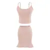 Conjunto de Atuendo Puramente Atractivo para Mujer: Look de Chica Sexy Caliente de Verano con Encanto Deslumbrante, Presentando un Conjunto de Dos Piezas con Top Camisola y Falda Bodycon