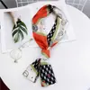 Bufanda larga nueva bufanda pequeña para mujer de Corea del Sur primavera y otoño bufanda fina estrecha de doble cara corbata de moda decorativa