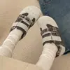 Zapatos de ballet planos redondos calados de color block populares para mujer, nuevos zapatos casuales finos versátiles de verano 2026 con correas de velcro