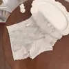 5433# Estilo Desejo Puro Renda Jacquard Bordada Rede de Bolhas Calcinha Pequena Triangular Justa ao Corpo Feminina 10A Forro Antibacteriano Cintura Média
