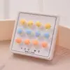 Brincos de flor de resina com três flores para mulheres, nicho, alta qualidade, adequados para orelhas recém-perfuradas, brincos com pino de plástico transparente de grau médico, atacado