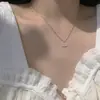 Collar Cuadrado de Concha Ins Coreano y Japonés de Moda con Personalidad, Minimalista Simple, Colgante Blanco, Cadena para Clavícula para Mujer