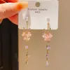 Brincos Pendentes Borboleta com Zircônia Diamantada Prateada de Luxo Leve Europeus e Americanos Retrô de Alta Qualidade Delicados Exclusivos Doces para Mulheres
