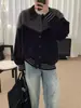 Jaqueta Cardigan Tricotada Patchwork Color-Blocking Estilo Retrô Americano para Homens e Mulheres, Suéter Versátil Casual Tendência de Outono com Corte Solto e Gola Lapela