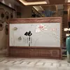Pantalla divisoria para sala de estar, modelo nuevo 2025, pantalla exterior de imitación madera maciza, pantalla móvil de lujo para sala de estar y patio