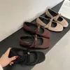 Sapatos Mary Jane Planos Estilo Retrô Francês para Mulheres, Novo Modelo Verão 2026, Bico Redondo de Tira Única, Sapatos Gentis para a Noite