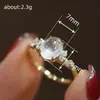 Anel Estilo Igual SHEIN Huajie Transfronteiriço Pedra da Lua Imitação Anel de Luxo Leve Corte Francês Anel Geométrico Exquisito para Mulheres