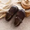 Zapatos retro de cuero para niña 2026 primavera y otoño nuevos zapatos de princesa estilo británico clásico con velcro, zapatos de vestir únicos y modernos