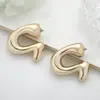 Pendientes de C-shape de Moda con Sentido de Diseño de Nicho para Mujer, Pendientes de Botón Versátiles y Modernos, Pendientes de Botón Geométricos, Joyería de Oreja Exquisita y Elegante para Mujer