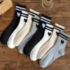 Calcetines de San Valentín Transfronterizos para Pareja de Mujer, Calcetines de Media Pantorrilla, Calcetines Deportivos, Calcetines Largos de Cintura Alta con Temática de Amor para Otoño e Invierno, Calcetines Gruesos