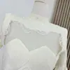 Suéter de Punto Corto para Mujer de Primavera con Cuello Alto y Diseño Puro Deseo