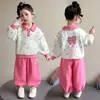 Conjunto de Gatinho Vazado com Manga Sino Estilo Coreano para Meninas Estilo Primavera/Outono 2026 Novo Conjunto de Duas Peças Estiloso para Menininhas Tendência