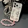 Colgante de flor de hibisco con pedrería estilo Ins para cadena de teléfono, adecuado para fundas de teléfono Apple 18 Pro Max, un accesorio ligero y lujoso para mujeres, popular entre las influencers