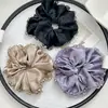 Scrunchie de Cetim Luxuoso com Cristais para Mulheres, Novo Estilo 2026 Prendedor de Coque, Acessório de Cabelo de Luxo Leve