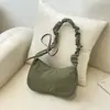 Bolsa de ombro tipo axila em nylon com cordão estilo francês, pronta em estoque, novo modelo 2026, cor sólida, bolsa de ombro fresca, bolsa casual versátil e fashion
