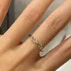 Anillos Sencillos de Estrella de Diamantes Apilados para Mujer, Diseño Minimalista de Nicho con un Toque de Lujo, Anillos Exquisitos y Versátiles para el Dedo Índice
