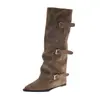 Nuevas botas altas de tacón alto para mujer petite, con tacones gruesos y diseño favorecedor que alarga las piernas, botas de cuero de moda de caña alta, nicho