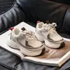 Zapatillas Deportivas para Niñas 2026 Primavera y Otoño Nuevos Zapatos de Papá Ligeros Zapatillas de Correr para Niños Mayores Zapatos Casuales de Malla