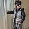 Chaqueta de plumas para niño Ropa de otoño e invierno para niños Estilo coreano 2026 Nueva moda Ligera Relleno de pato blanco Con capucha Cálida Versátil