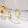 Amazon Transfronterizo Pendientes Calientes Aro de Oreja Retorcido de Oro Liso Joyería Pequeña Japonesa y Coreana Hebilla de Oreja Nueva de Cobre Dorado