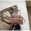 Bolsa de Mão Moda Estilo Coreano Pequena Tote Bag para Mulheres 2026 Novo Design de Nicho Versátil Bolsa Quadrada Pequena Simples Bolsa Transversal