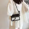 Bolsa Pequena Quadrada Cor Creme Design de Nicho, Bolsa Pequena Popular deste Ano para Mulheres, Nova Bolsa de Ombro 2025, Bolsa Transversal