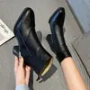 Botas de inverno de salto alto novo estilo britânico Botas Martinas botas de cano curto com salto grosso feminino 2026 botas de pelúcia marrom nude botas finas
