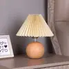 Luminária de mesa pequena estilo coreano girly ins, design plissado retrô vintage, adequada para luminária de mesa de ambiente de cabeceira de quarto de pousada
