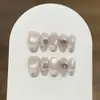 TaoxiliLuna SuaveSimple y VersátilElegante Brillo PerladoBlanco LecheEstilo FrancésPedreríaHecho a ManoUñas Postizas