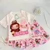 Conjunto para Meninas 2026 Verão Novo Estiloso Infantil Doce Desenho Animado Camiseta de Manga Curta e Saia Plissada Fofo Conjunto de Duas Peças
