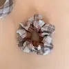 Diadema de Rayas Estilo Coreano de Ala Ancha con Acabado de Alta Gama para Uso Diario, Diadema Versátil y Elegante con Lazo para el Pelo para Mujeres