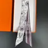 Pañuelo de Seda Twill de Hangzhou Pequeño Largo Nueva Letra Moda Combinable Banda para el Cabello Pañuelo Estilo Occidental Decorativo Combinación Camisa