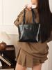 Bolsa de Grande Capacidade Bolsa Feminina 2024 Novo Outono e Inverno High-end Sense Niche Class Tote Bag All-match Bolsa de Ombro