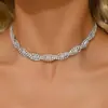 Colar Cruz Torcida Europeu e Americano Transfronteiriço Cheio de Diamantes Colar Acessórios de Joalheria Casamento Banquete Vestido de Noite Combinando Mulheres
