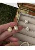 2025 Novos Brincos de Pérola de Luxo Acessíveis Brincos de Design de Nicho de Ponta Brincos com Pino de Ouro Prata para Mulheres do Verão Francês