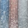 Malla de nailon Pegamento Copo de nieve estampado a dos colores Rosa Congelado Ligero y transpirable Navidad Escenario Ropa infantil Chal